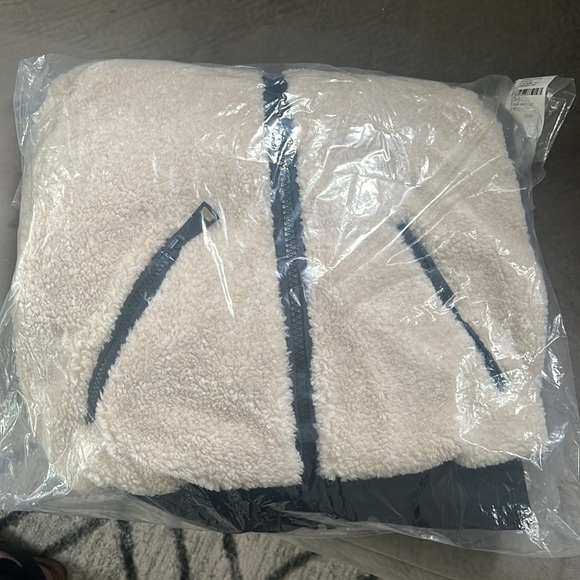 SAM coat - Picture 5 of 6